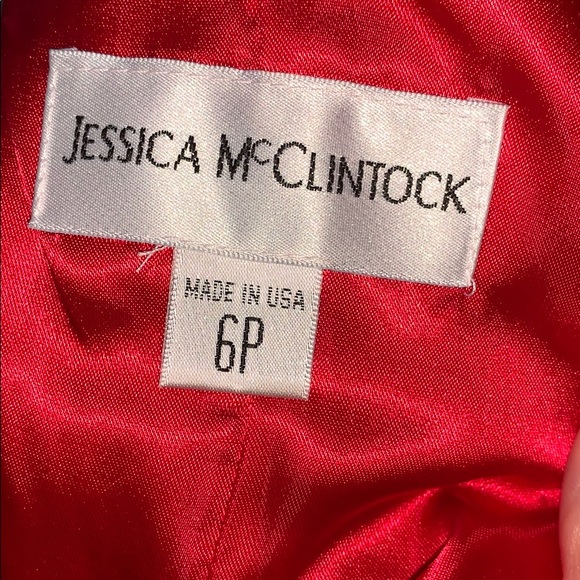Jessica McClintock Red satin evening gown - Picture 6 of 6